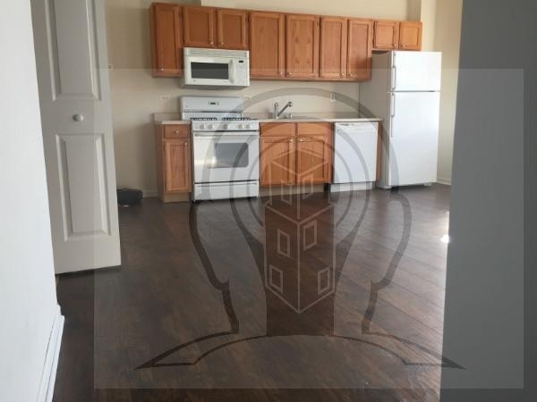 2451 W Howard St - Photo 10