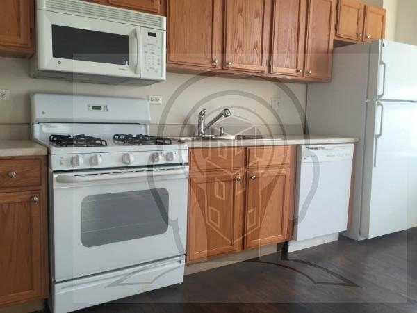 2451 W Howard St - Photo 1