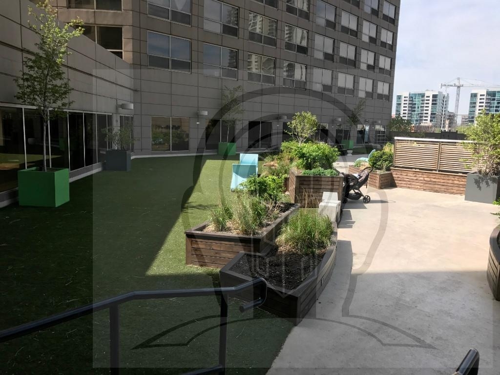 555 W Madison St. - Photo 3