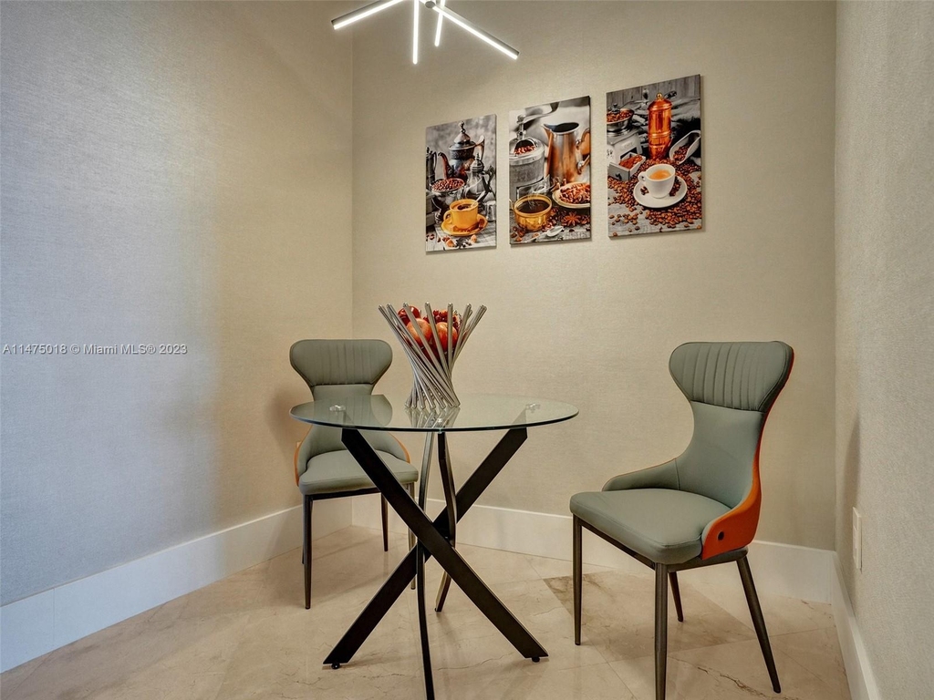 18101 Collins Ave - Photo 21