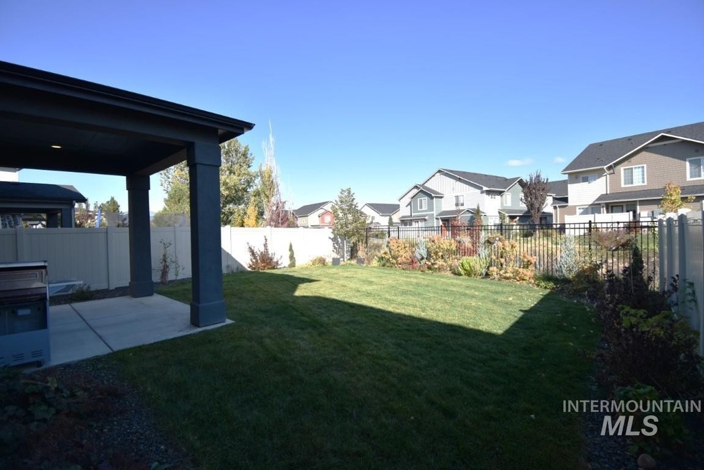 1748 E Knobcone Dr - Photo 27