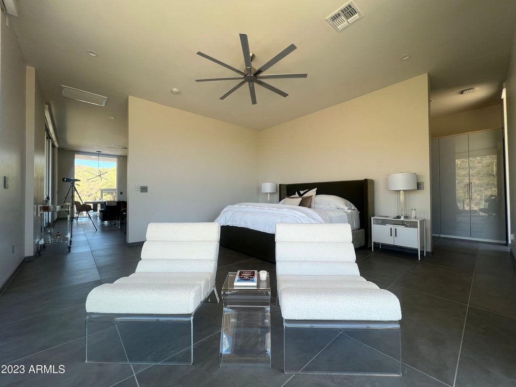 45049 N Cottonwood Canyon Road - Photo 4