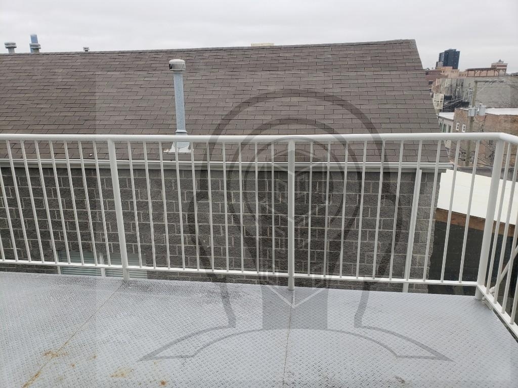 W North Ave - Photo 2