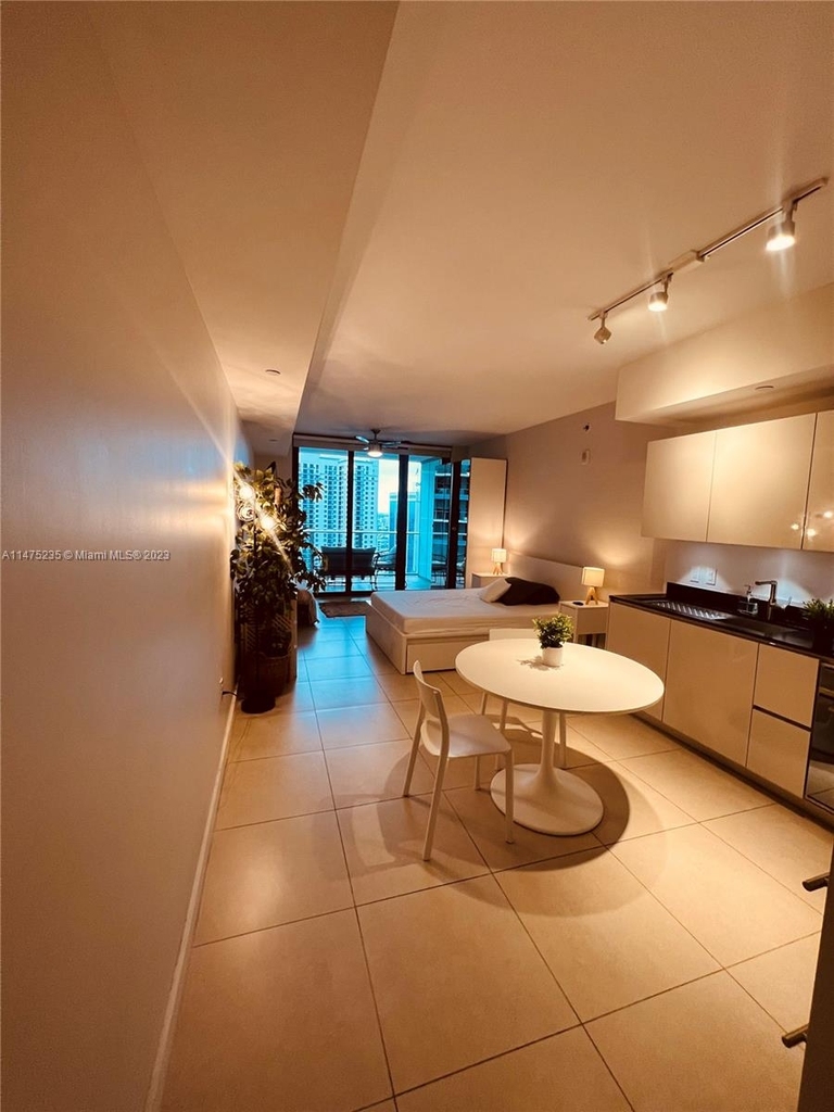 1010 Brickell Ave - Photo 8