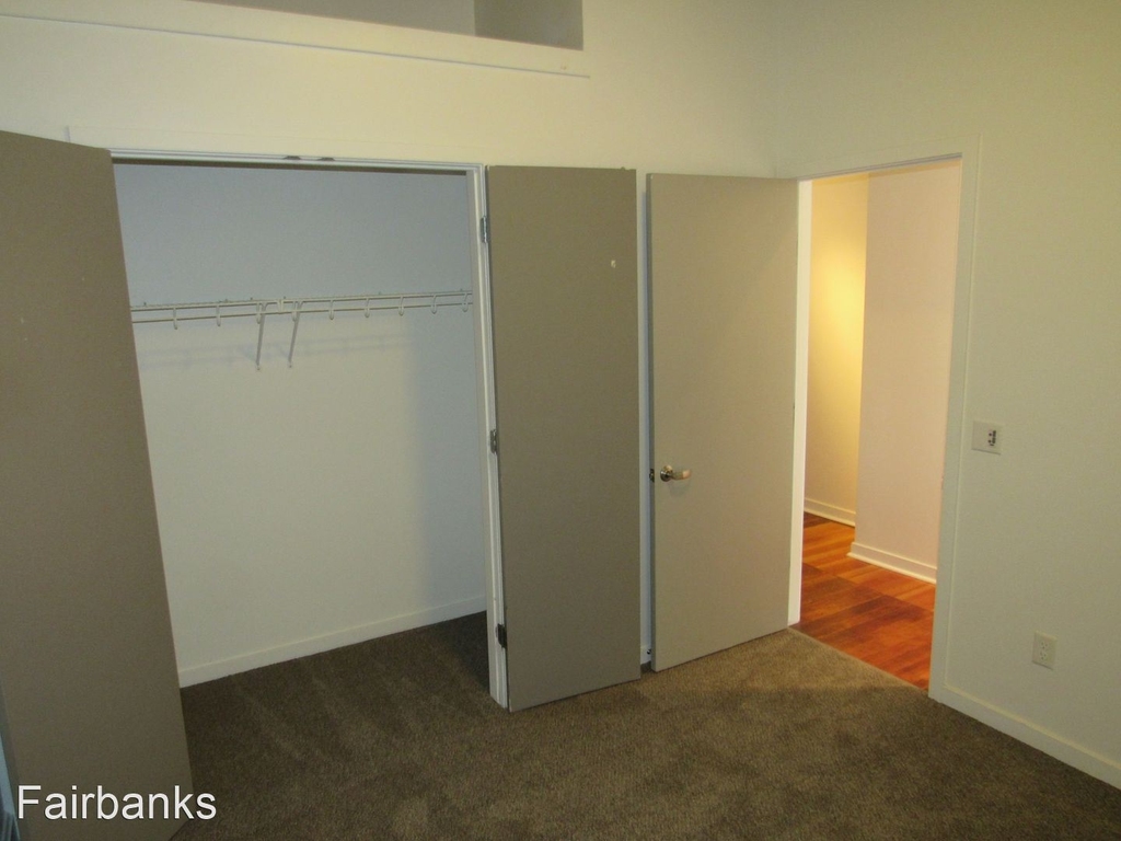 1213 Harney Street - Photo 6