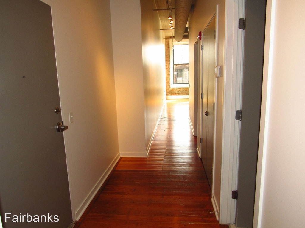 1213 Harney Street - Photo 5