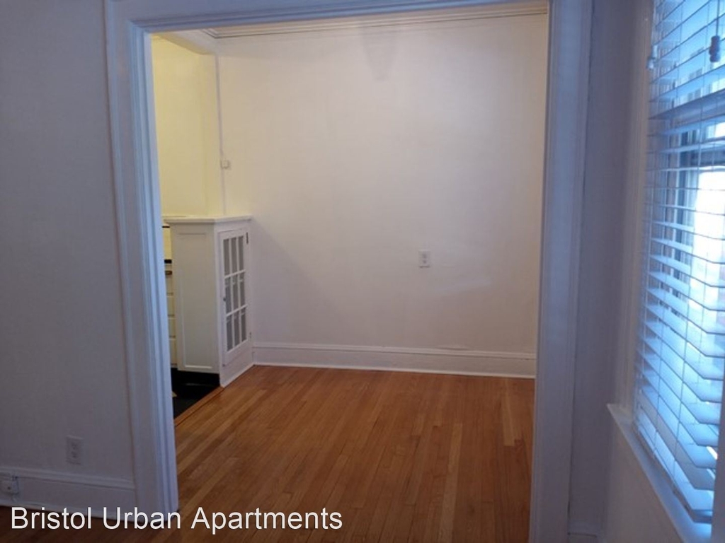 904 Nw 21st, #104 - Photo 3