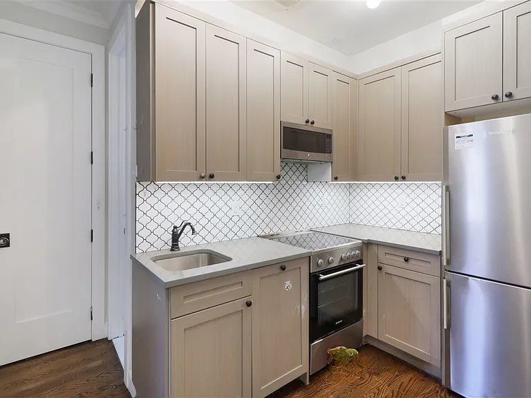 60-80 Myrtle Avenue - Photo 1