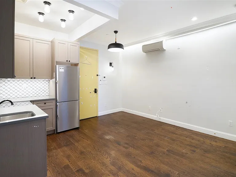 60-80 Myrtle Avenue - Photo 2