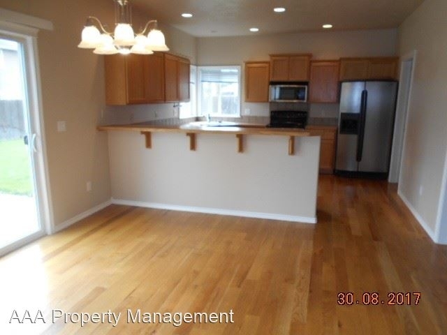 3685 N Buckstone Ave - Photo 3