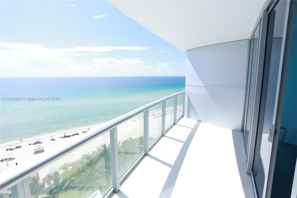 17001 Collins Ave - Photo 19