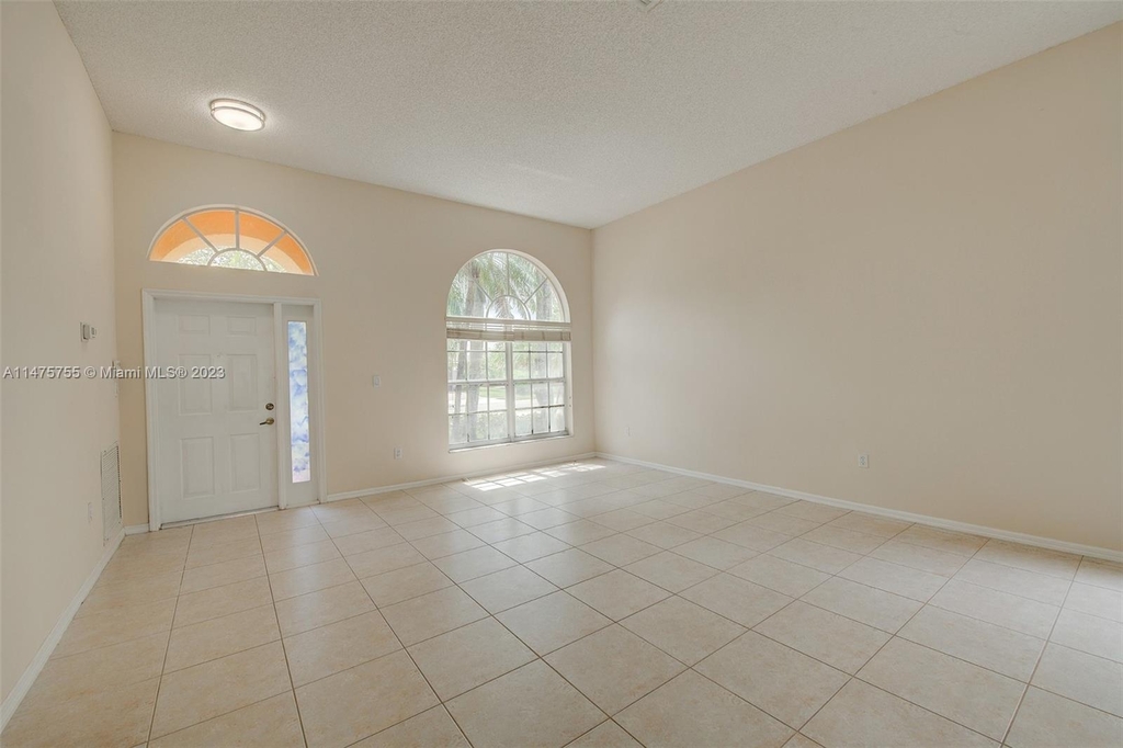 1631 Nw 144th Way - Photo 8