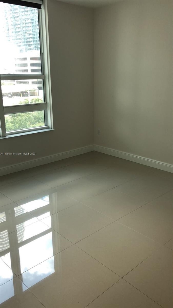 951 Brickell Ave - Photo 7