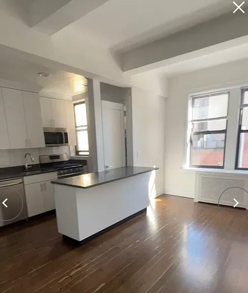 25 West 68th Street - Photo 0