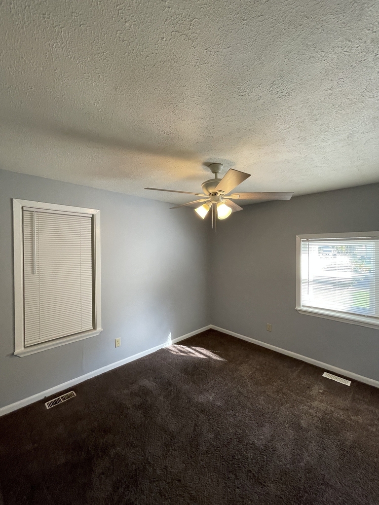 3036 N Temple Avenue - Photo 5