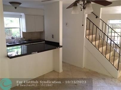 3547 Loquat Ave - Photo 3