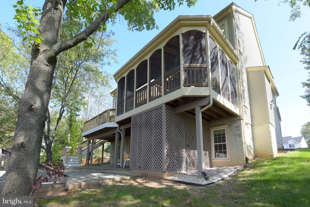 18989 Longhouse Place - Photo 61