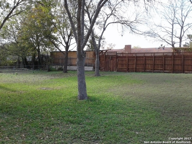 11619 Honey Grove St - Photo 2