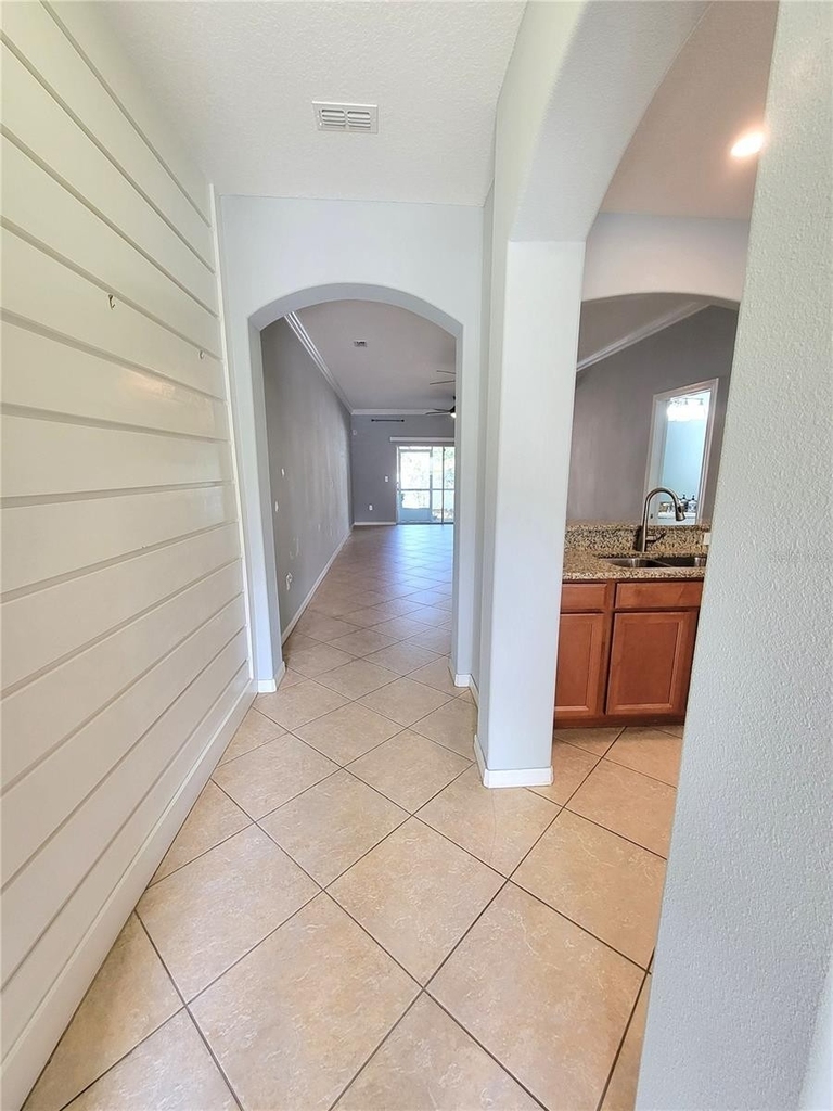 31251 Claridge Place - Photo 10