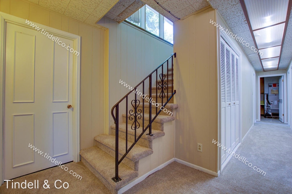 2412 Sw Miles Ct, - Photo 14