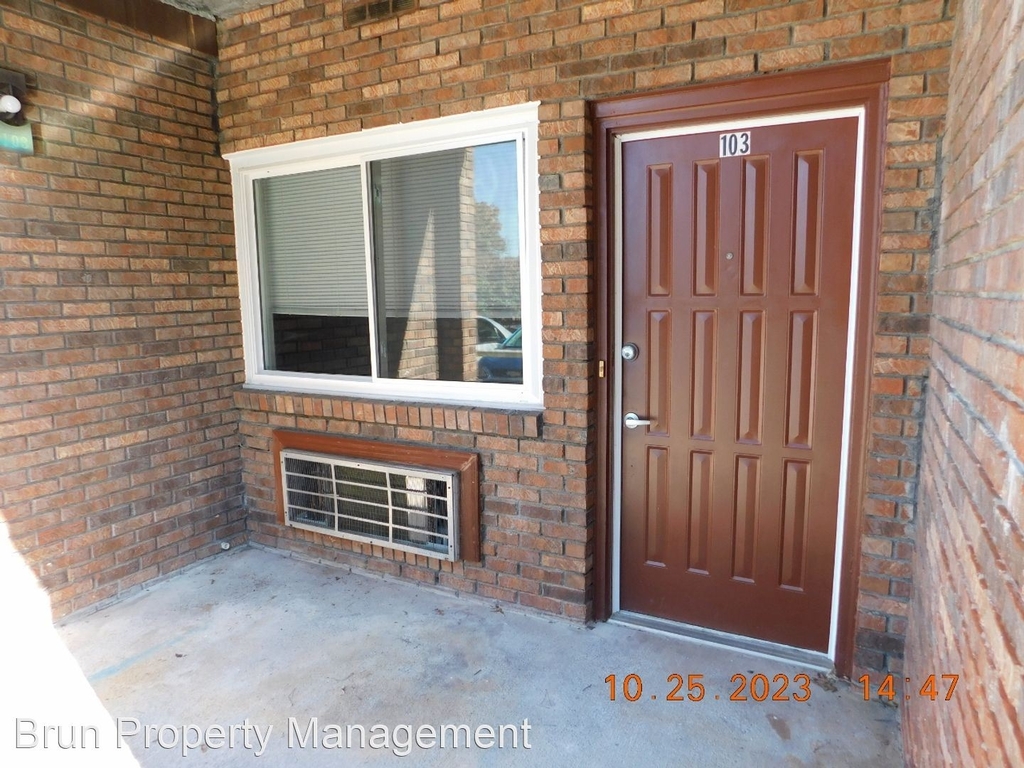 1001 Flanders Ln. - Photo 1