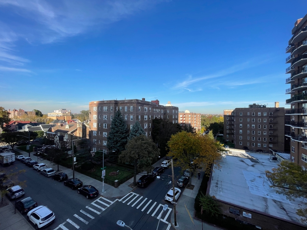 72-36 112th Street - Photo 2