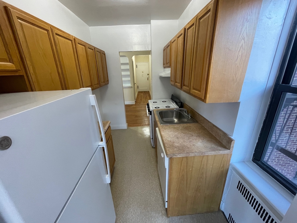 72-36 112th Street - Photo 7