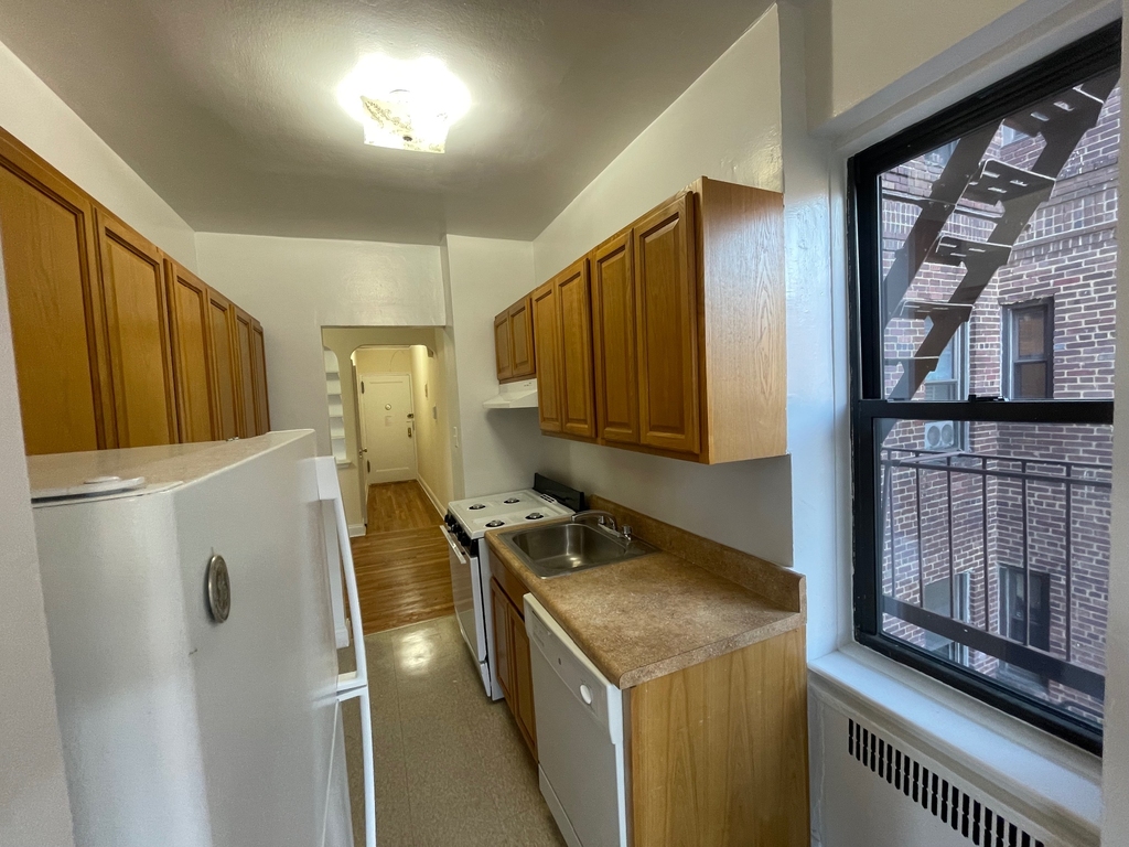 72-36 112th Street - Photo 8