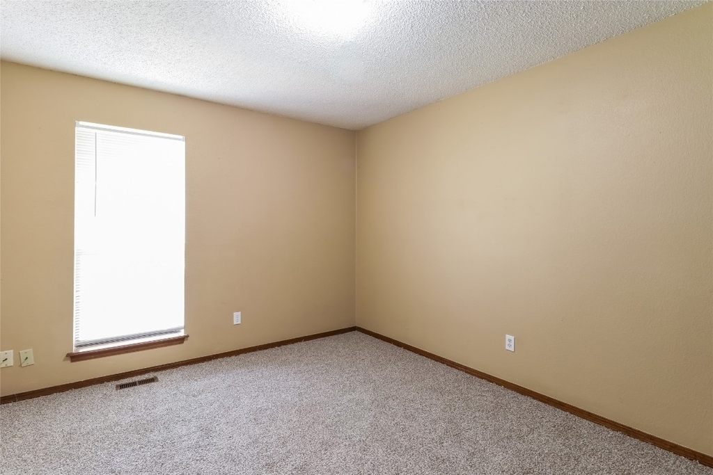 11600 Rocky Way - Photo 12