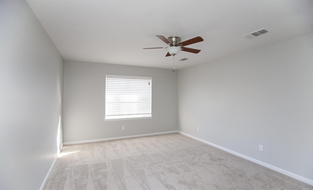 1804 Martha Drive - Photo 11