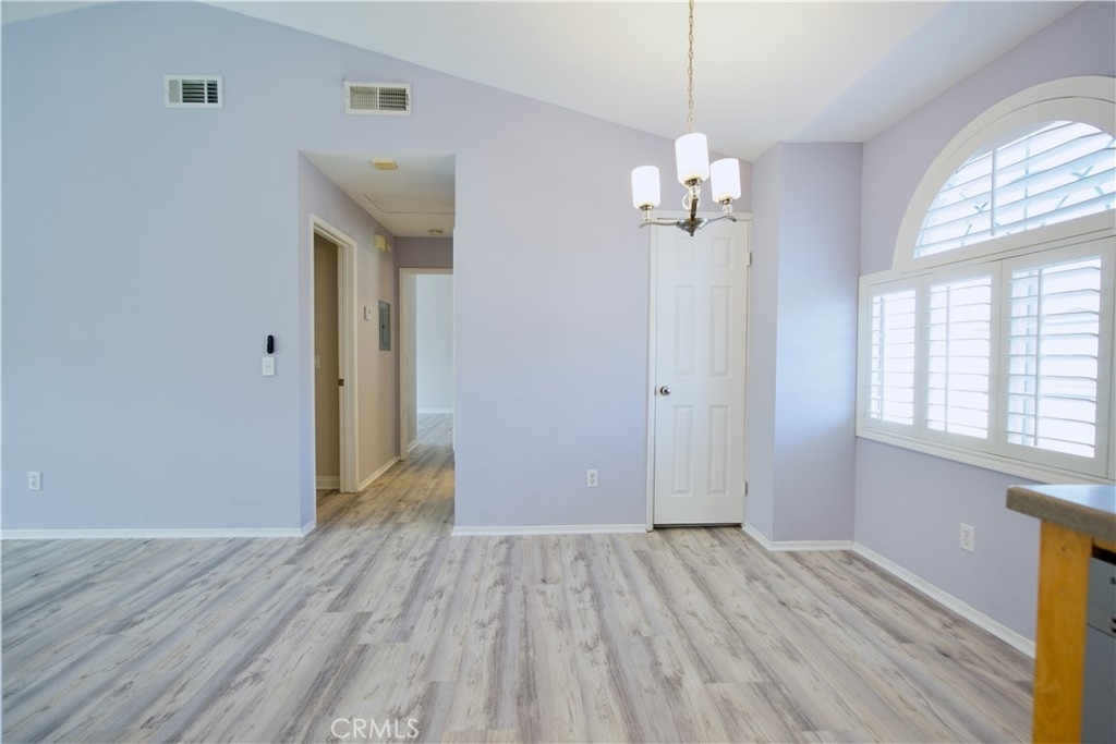 1530 E Spruce Street - Photo 8