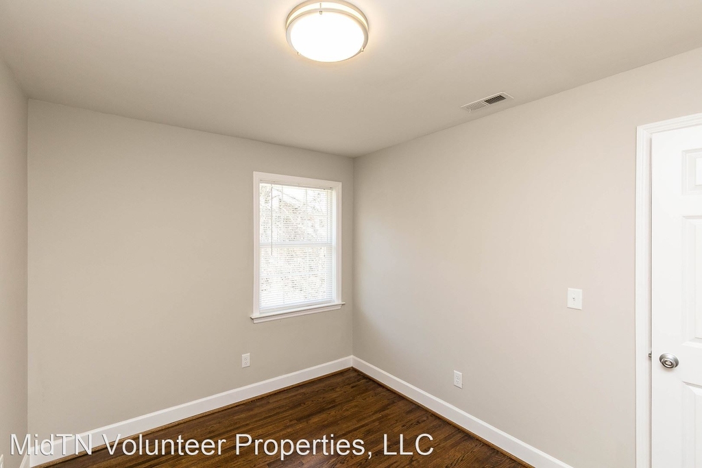 110 Hickory Hill Court - Photo 17