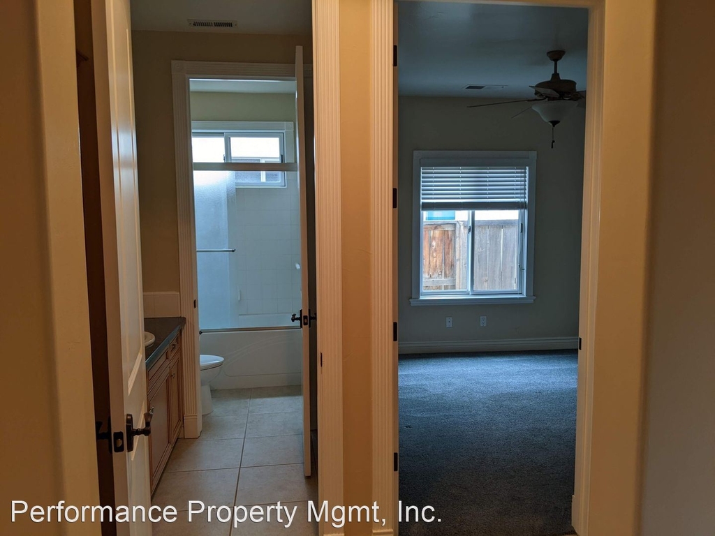 570 W San Jose Ave - Photo 14