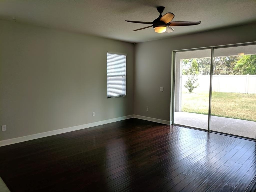 10408 Flagstaff Falls Avenue - Photo 10