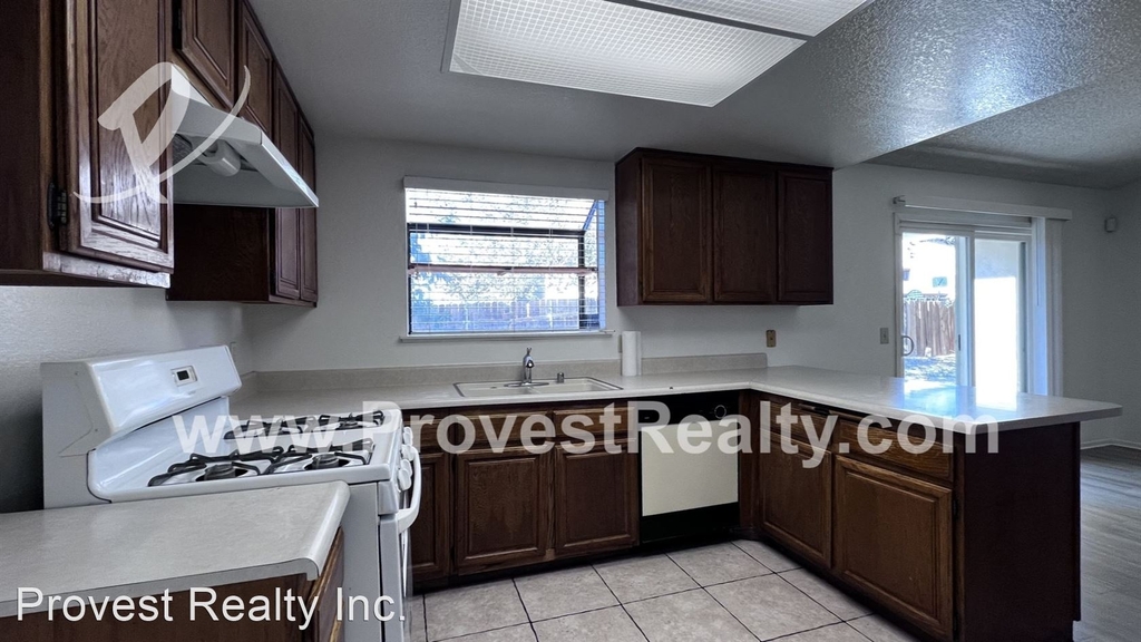 15022 Chuparosa St. - Photo 8