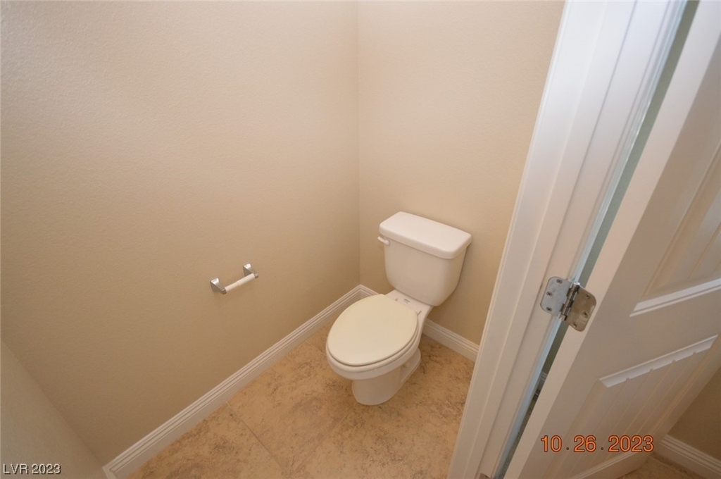 9614 Greensburg Avenue - Photo 18