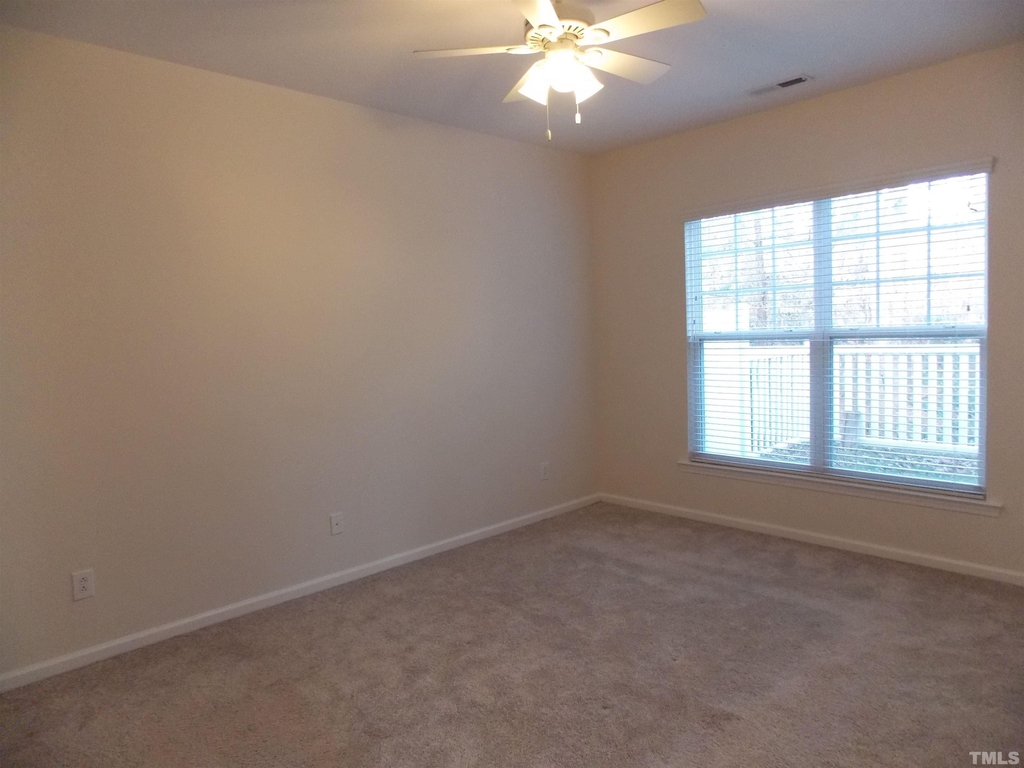 11217 Lofty Heights Place - Photo 11