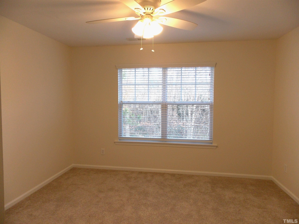11217 Lofty Heights Place - Photo 17