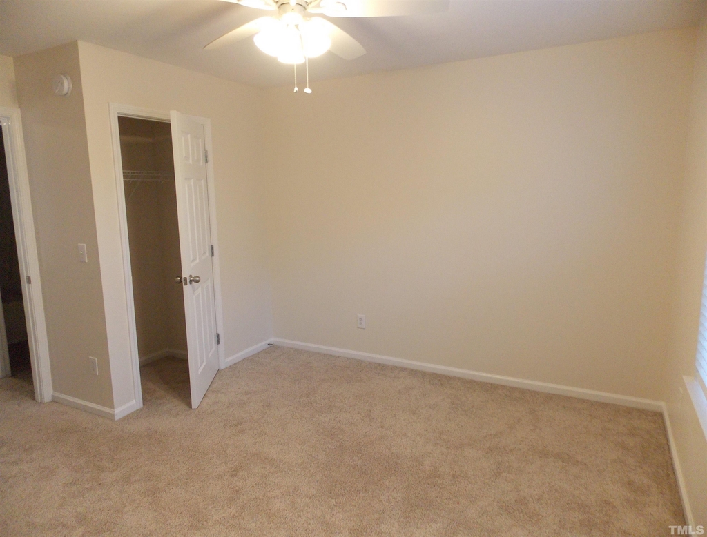 11217 Lofty Heights Place - Photo 18