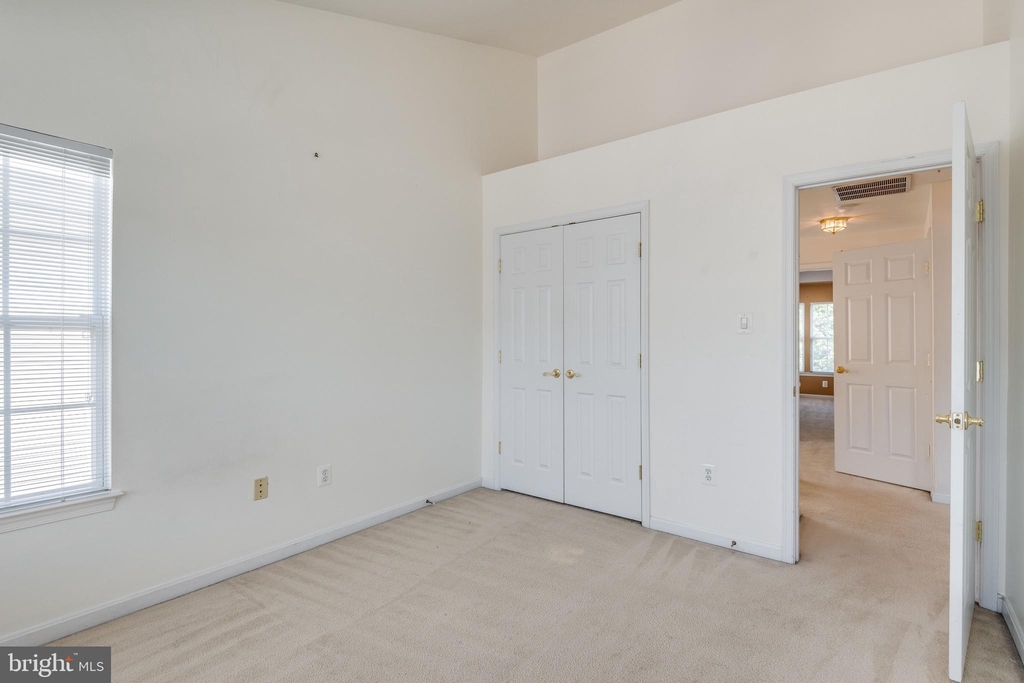 43118 Forest Edge Square - Photo 19