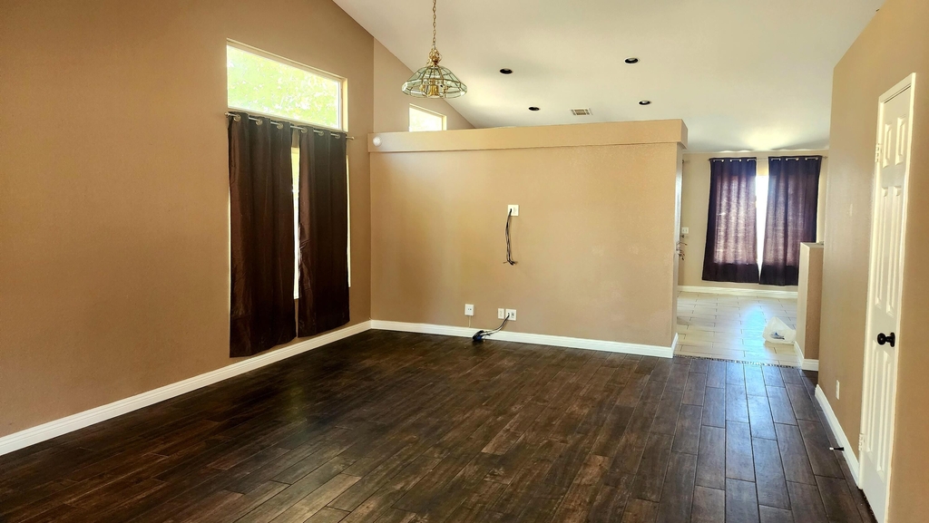 38776 Sunnyvale Street - Photo 2