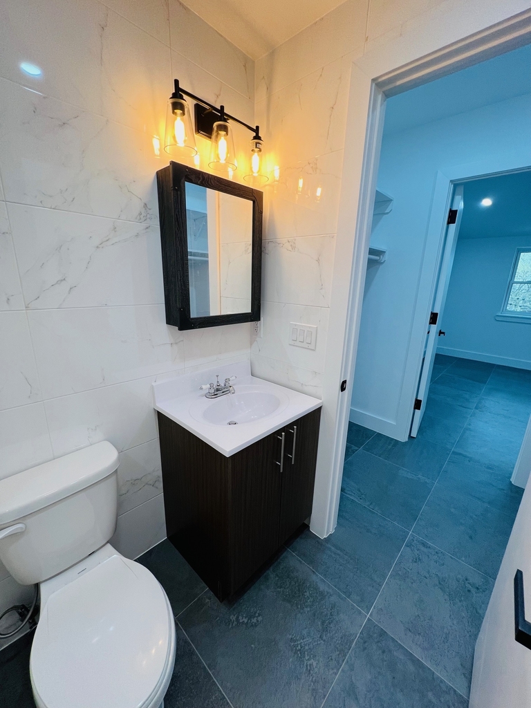 1716 East 54th Street - Photo 10