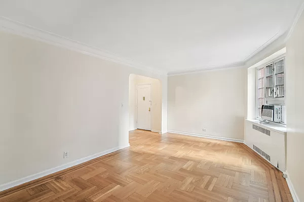 Jane Street - Photo 4