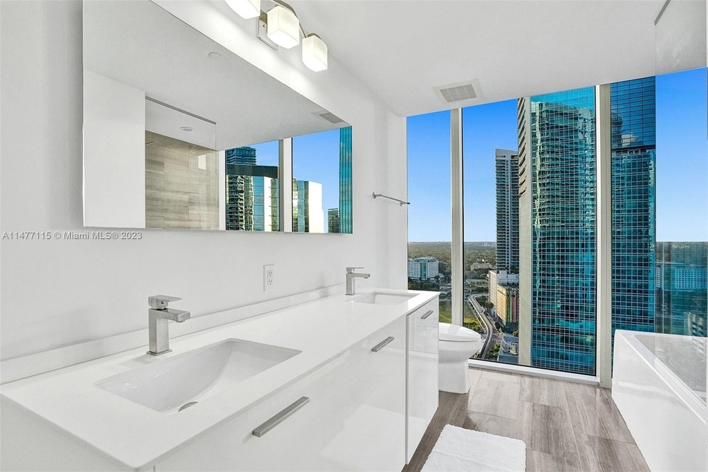 1300 Brickell Bay Dr - Photo 10