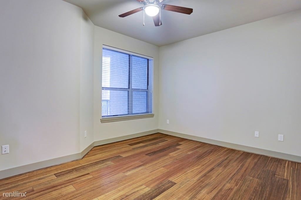 10401 Town And Country Way Apt 422 - Photo 2