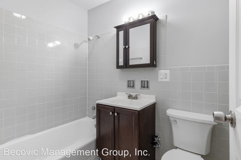 6021 N Winthrop Ave - Photo 12