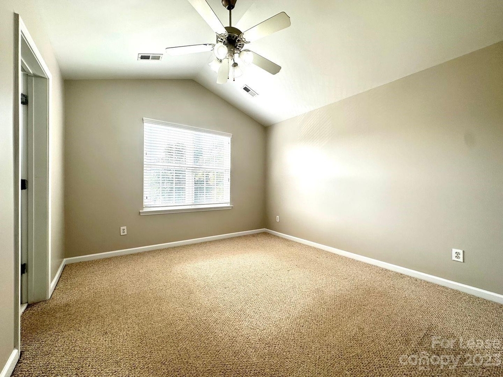 8468 Chaceview Court - Photo 12