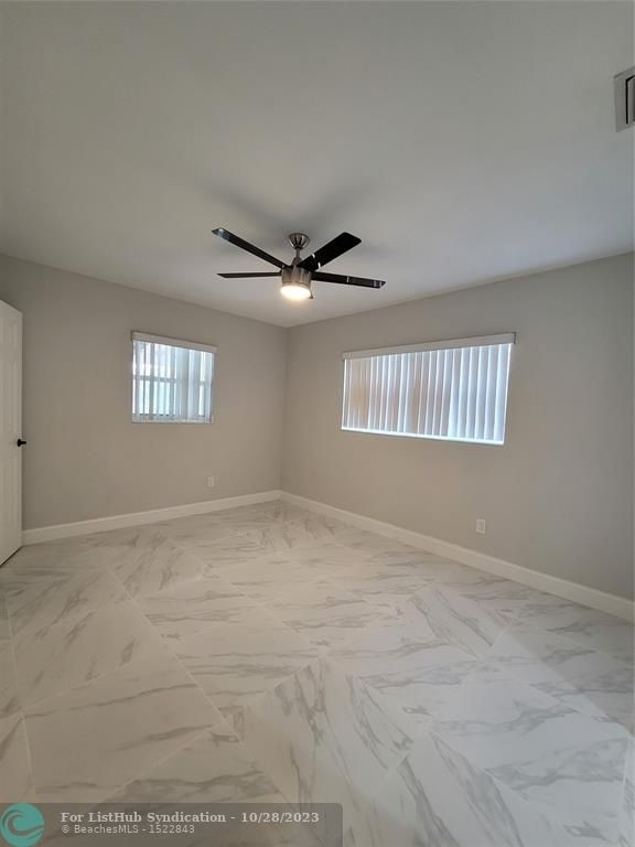 15630 Ne 4th Ct - Photo 5