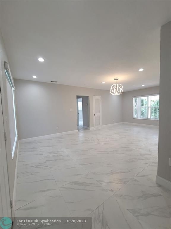 15630 Ne 4th Ct - Photo 10