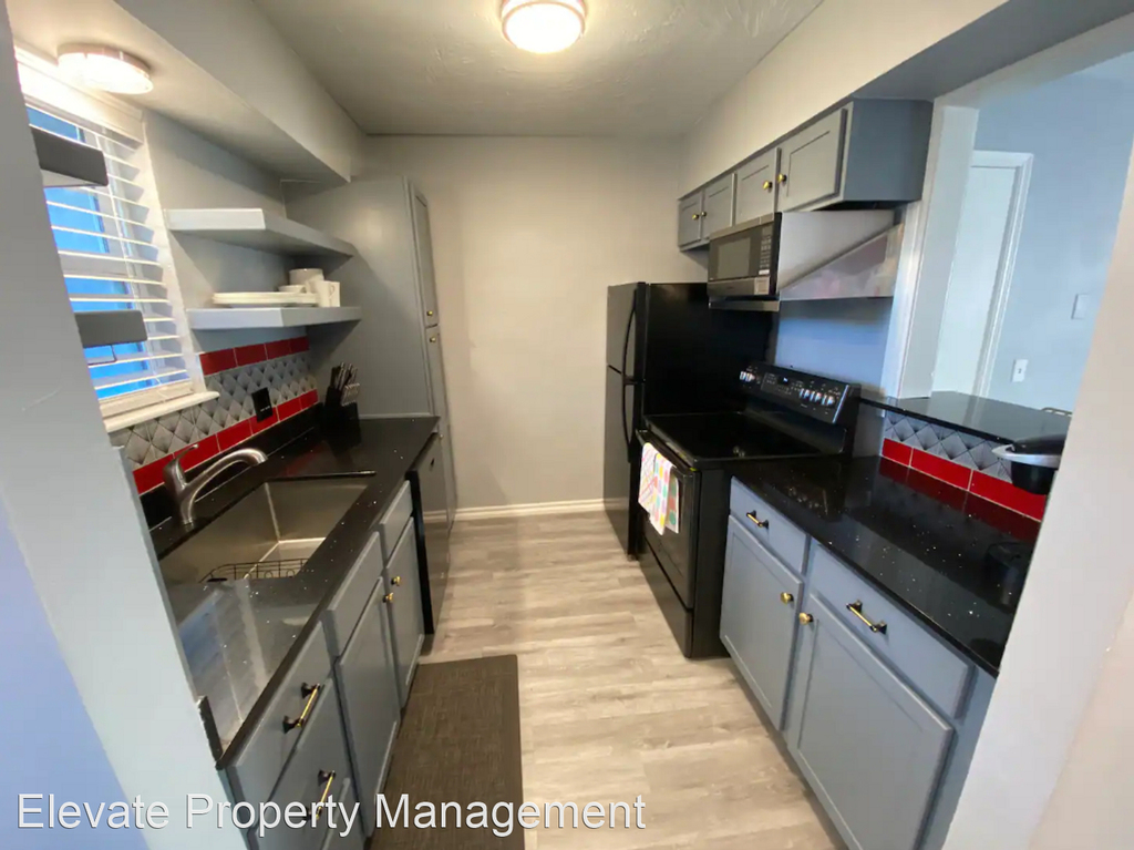 11427 N May Suite A - Photo 15